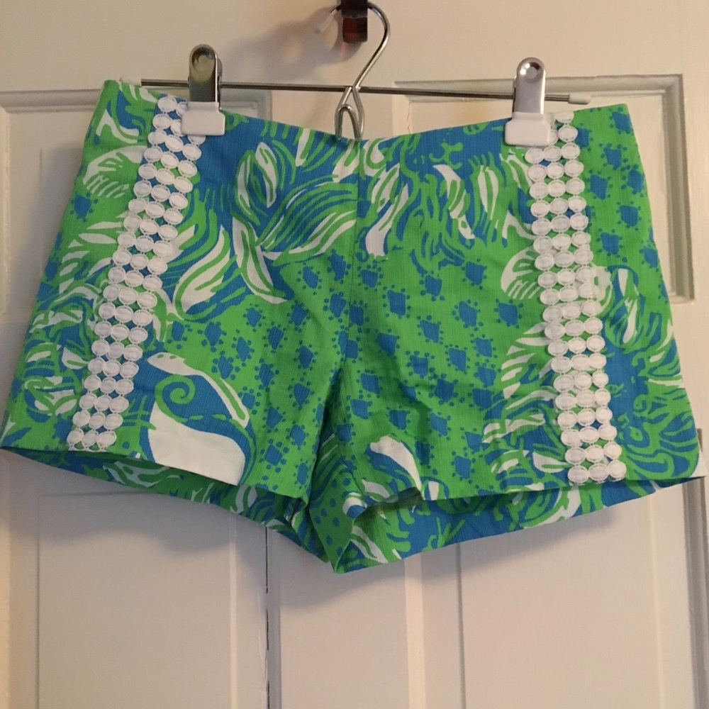 Lilly Pulitzer Blue and Green Patterned Shorts